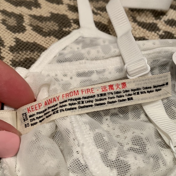 FREE PEOPLE INTIMATELY LONGLINE LACE APPLIQUÉ OVER NETTING BRALETTE LACED BACK M - Picture 10 of 12